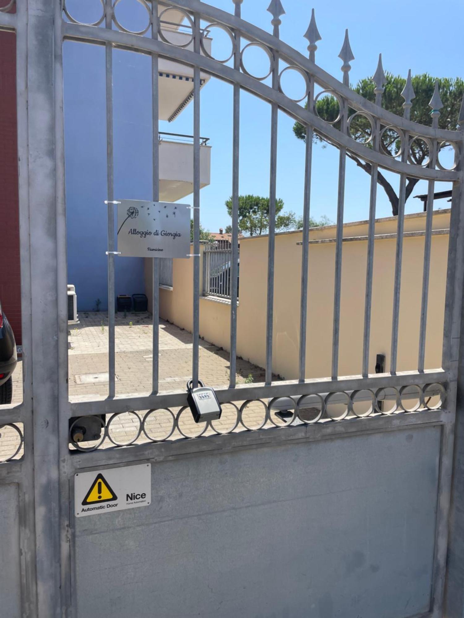 Alloggio Di Giorgia Fiumicino Esterno foto